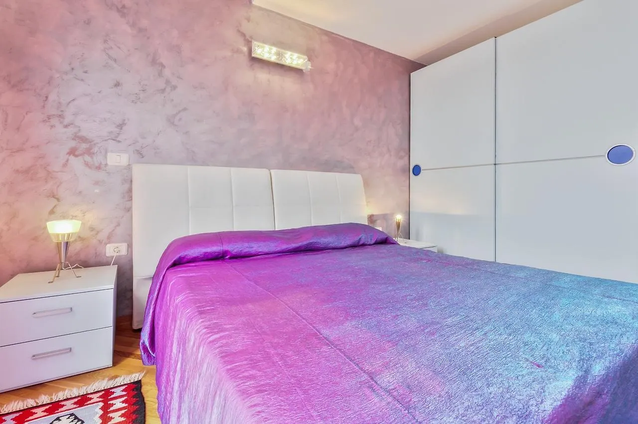 Apartment Aurora Near The Beach, With Seaview In Umag -Zambratija Zambratija (Istria)