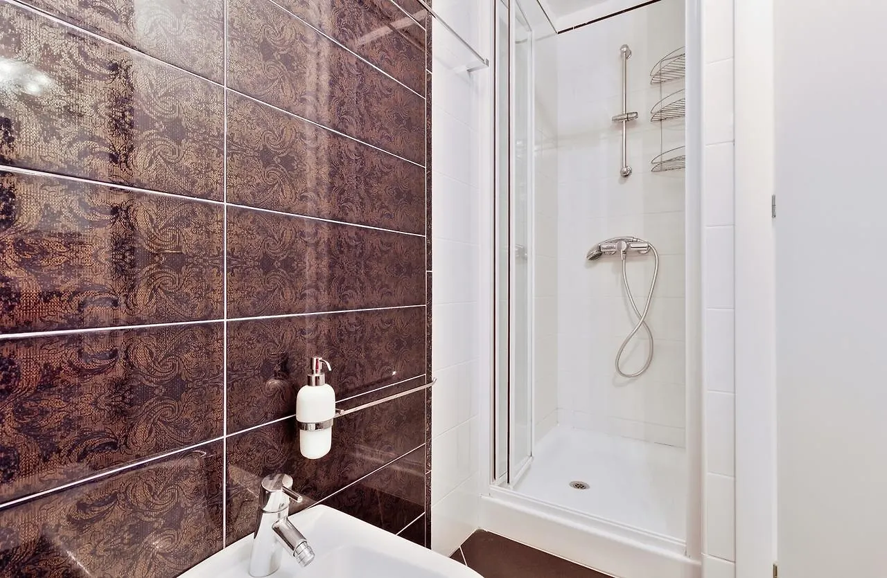 Apartment Aurora Near The Beach, With Seaview In Umag -Zambratija