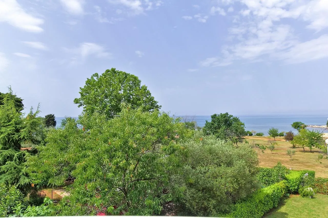 Apartment Aurora Near The Beach, With Seaview In Umag -Zambratija Zambratija (Istria)